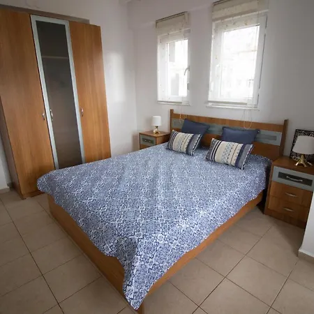 Olympias Court B Апартаменты
